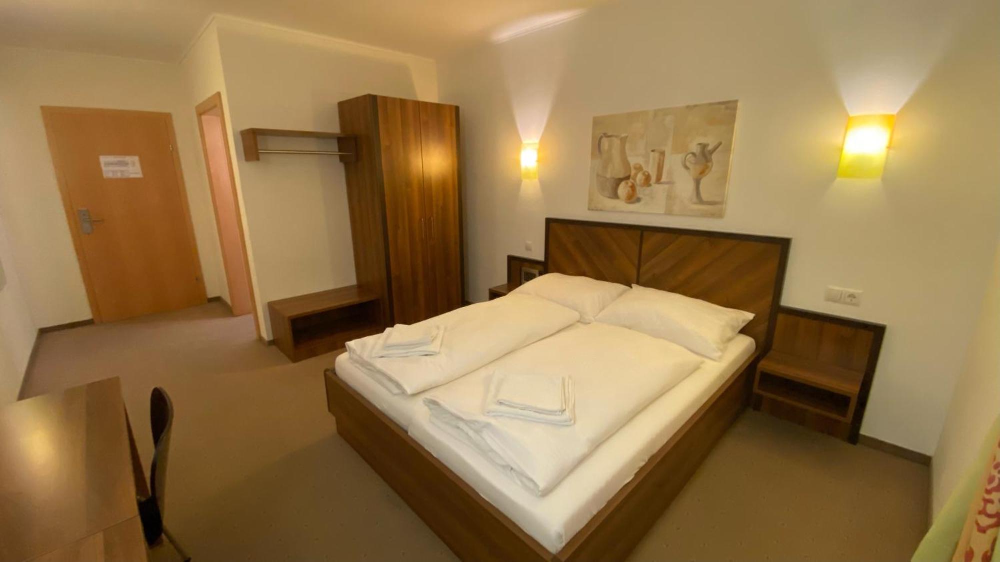 Weinland Hotel Donnerskirchen Екстериор снимка