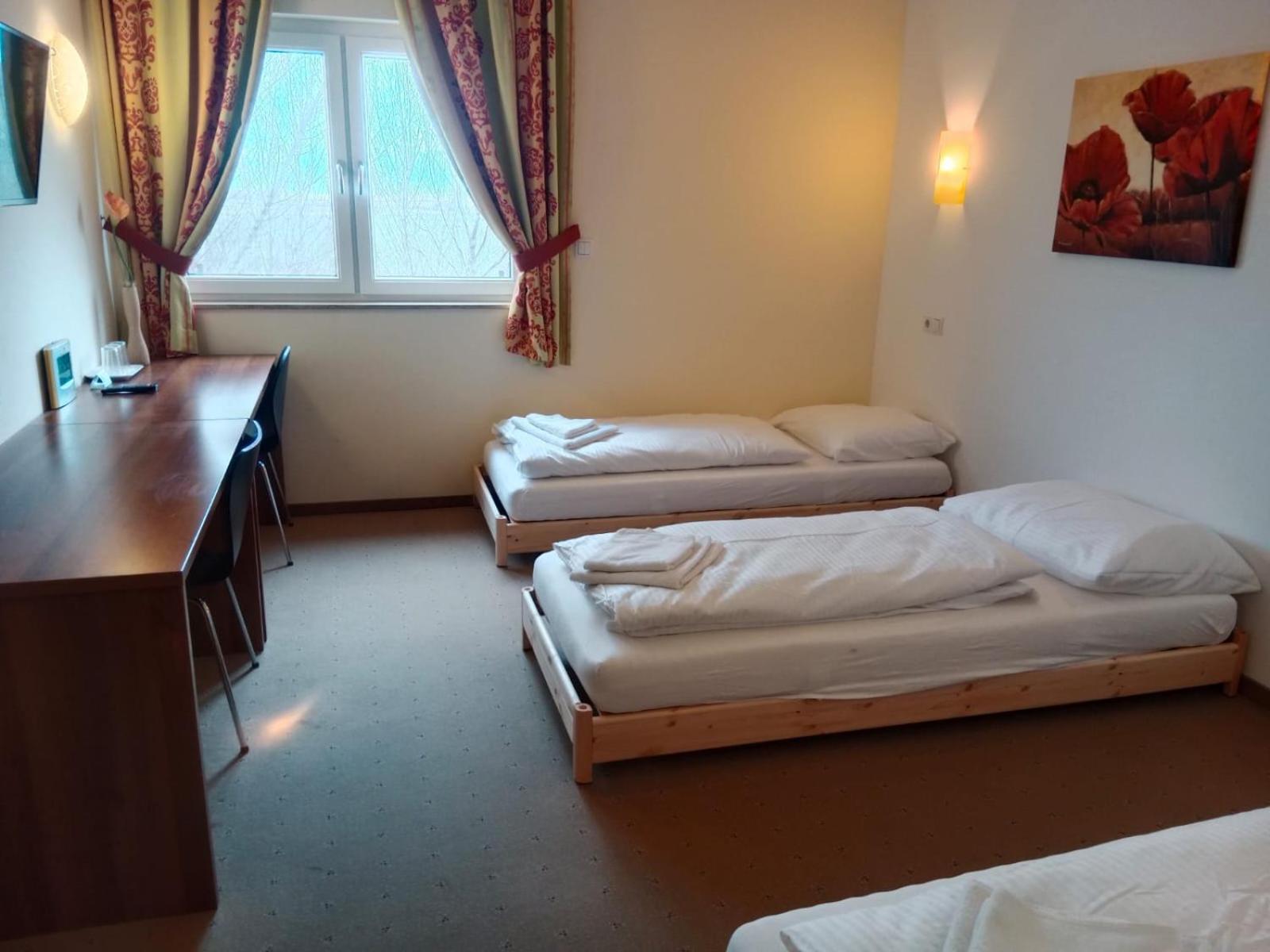 Weinland Hotel Donnerskirchen Екстериор снимка