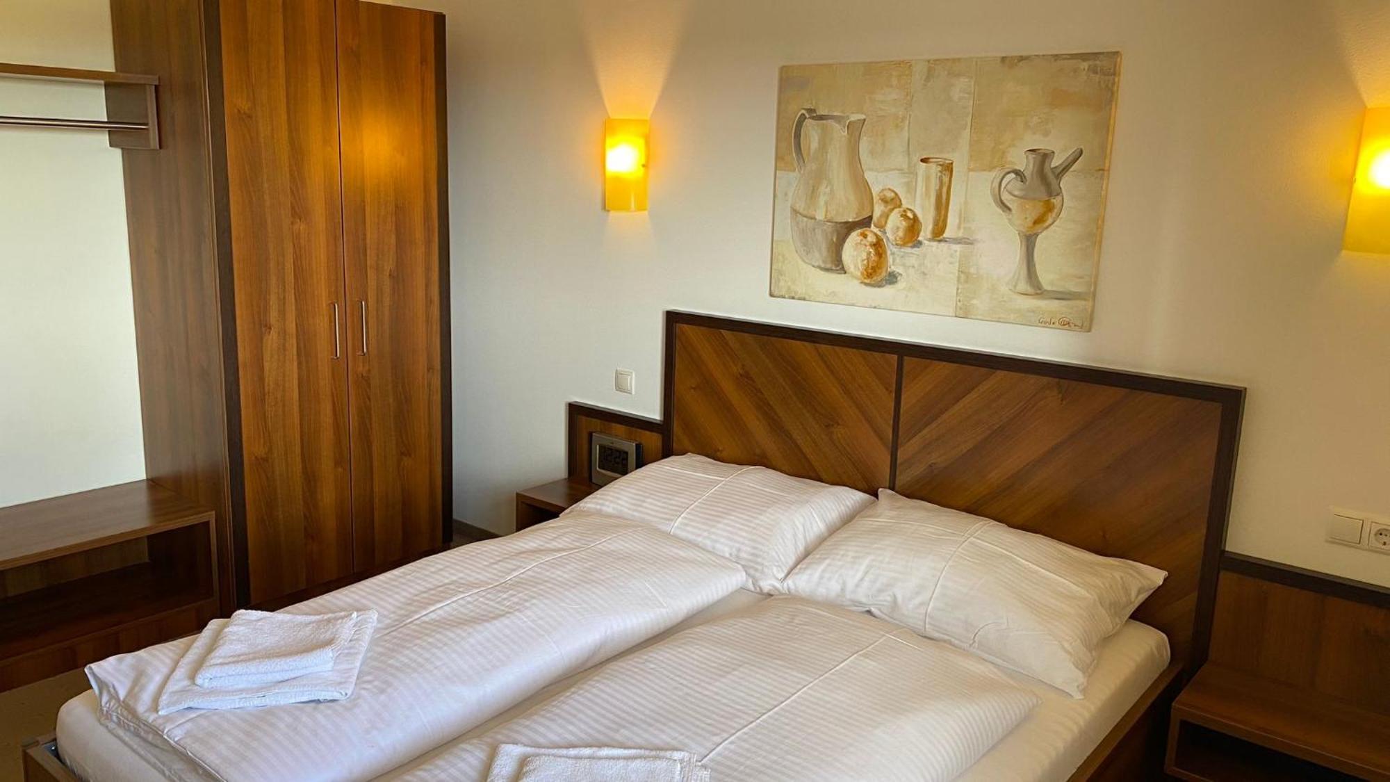 Weinland Hotel Donnerskirchen Екстериор снимка