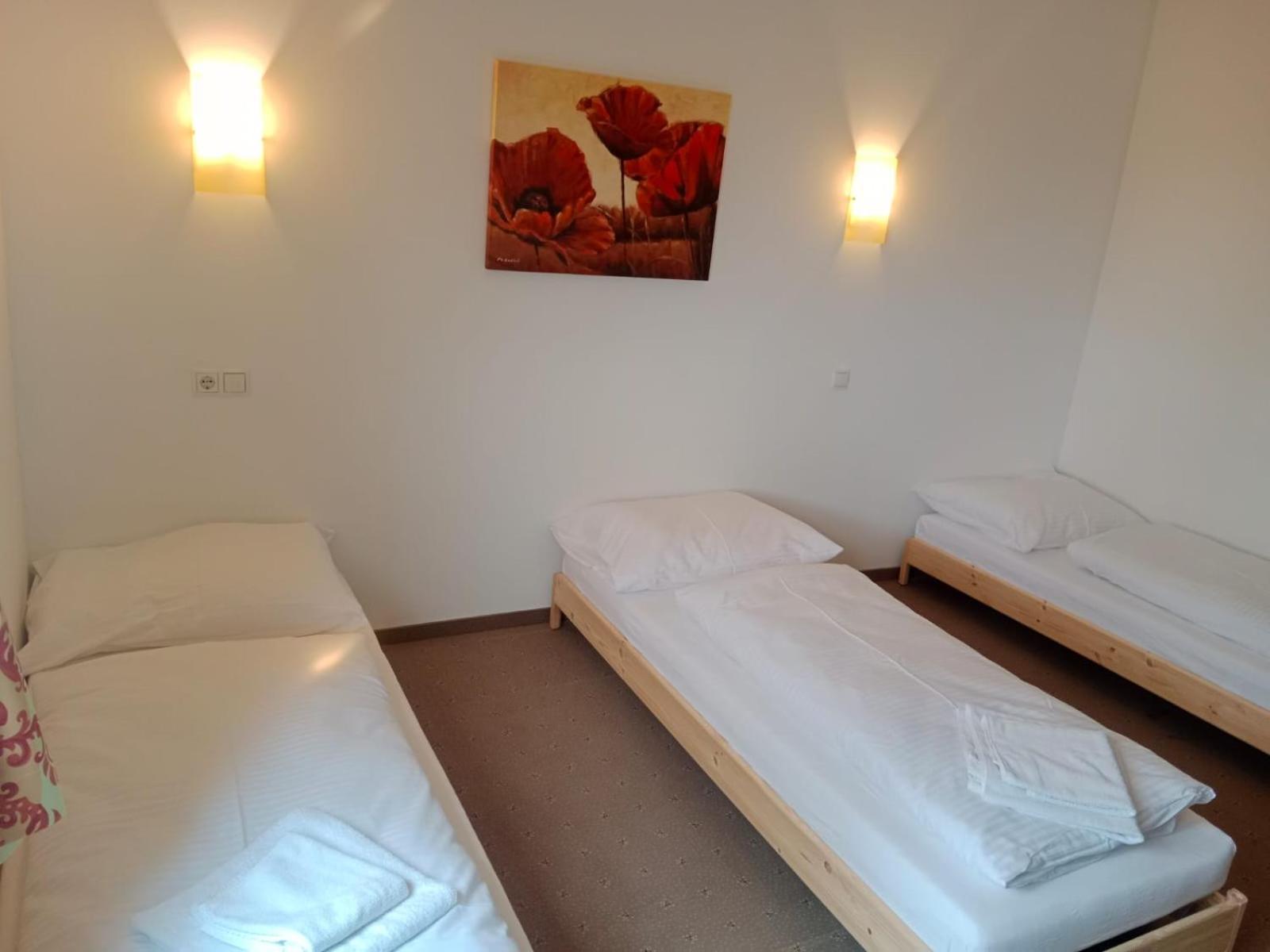 Weinland Hotel Donnerskirchen Екстериор снимка