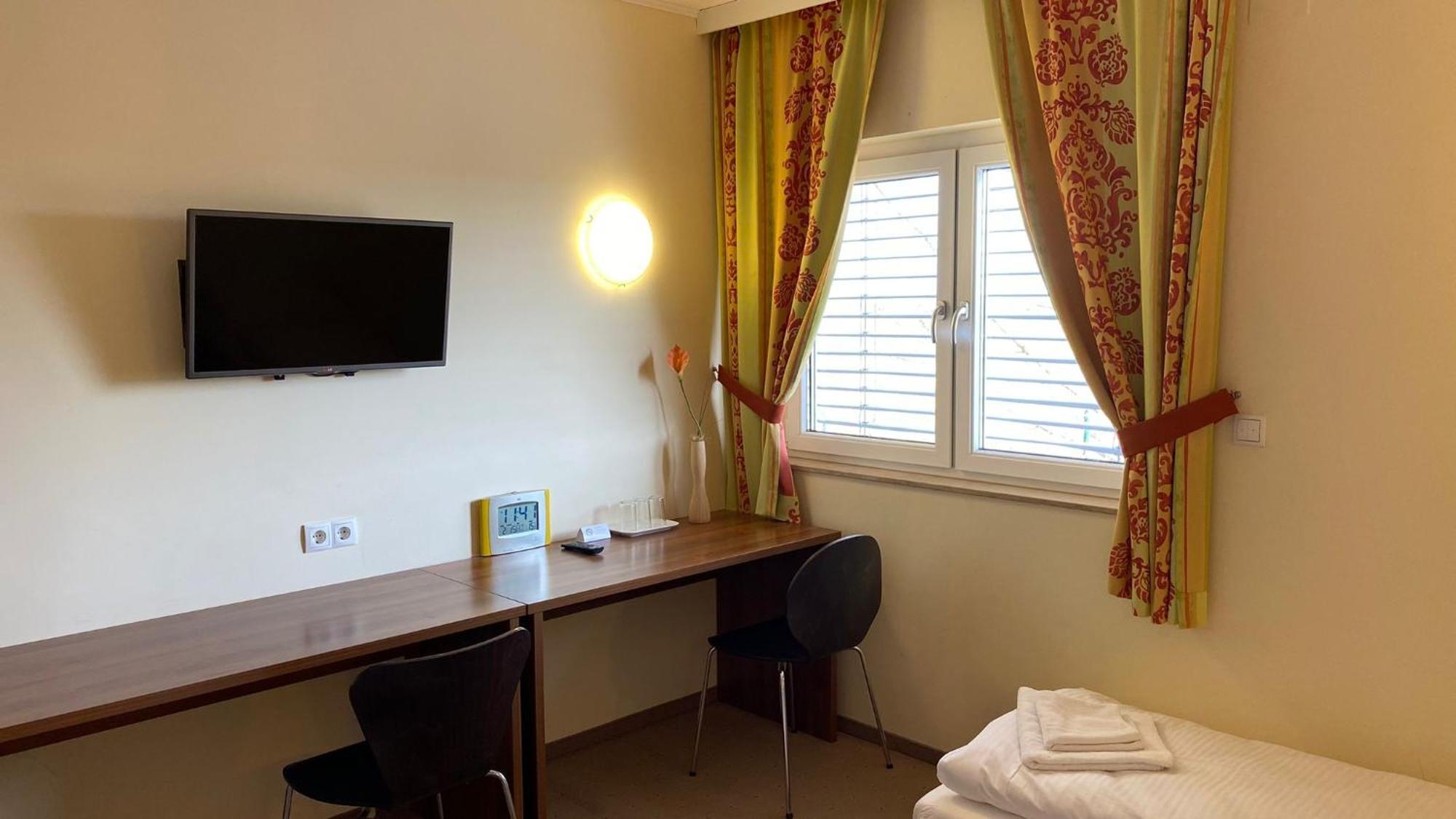 Weinland Hotel Donnerskirchen Стая снимка