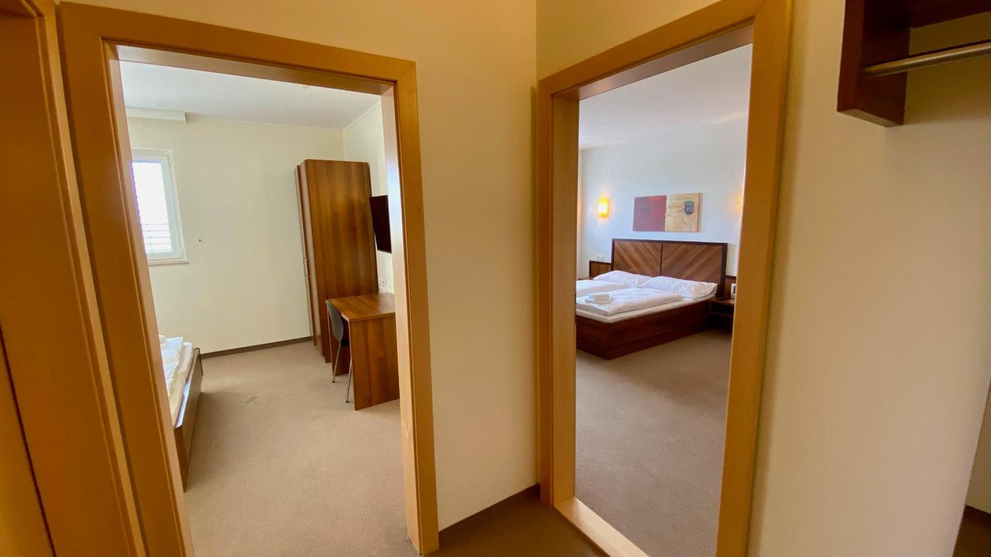 Weinland Hotel Donnerskirchen Екстериор снимка